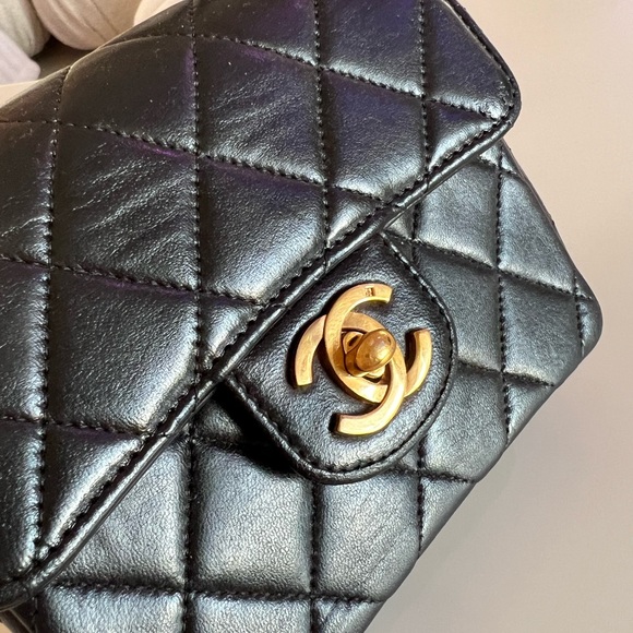 ❌SOLD❌Vintage Chanel Mini Kelly Top Handle Bag - Picture 7 of 15